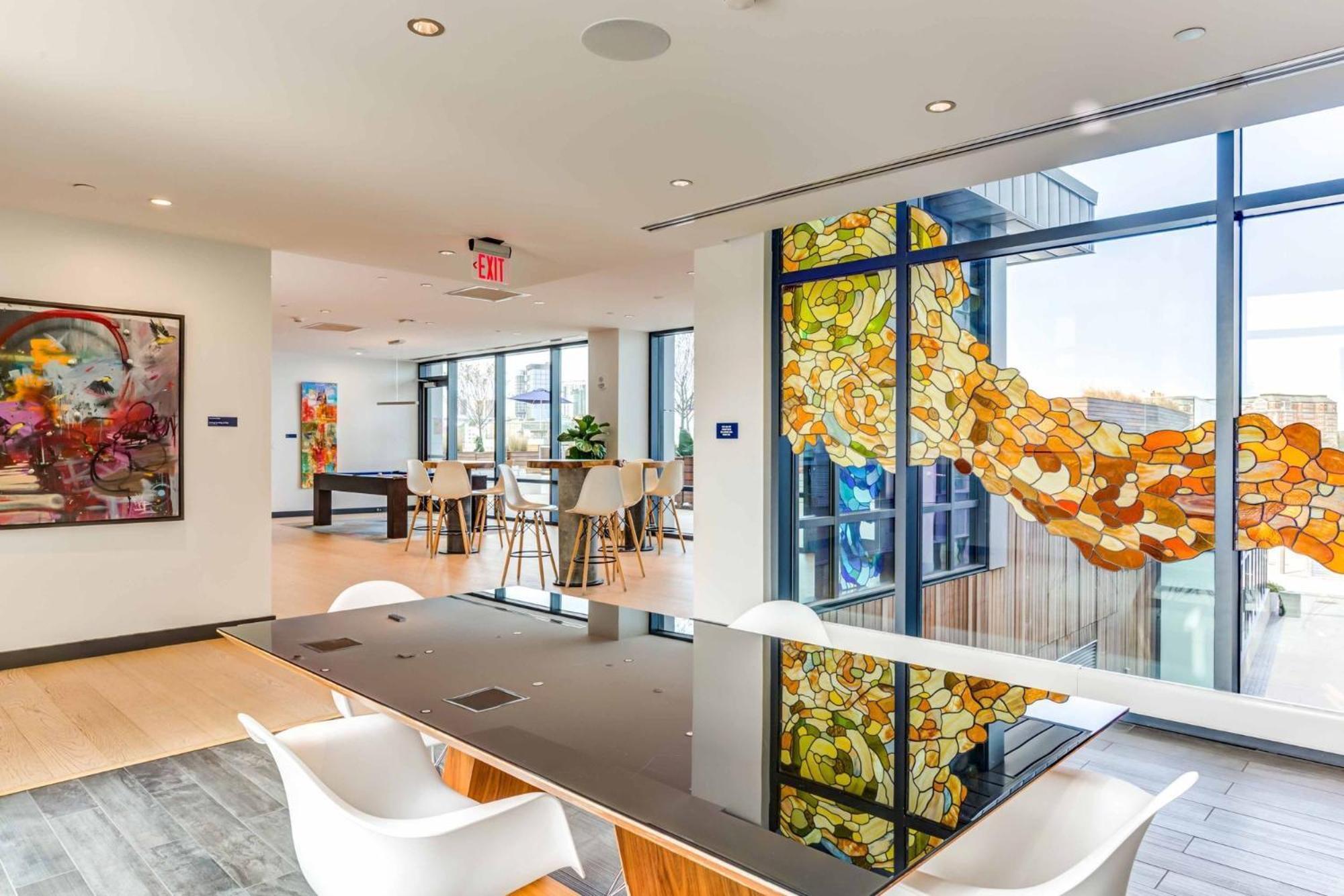 Luxury By Hyatus Downtown Aparthotel